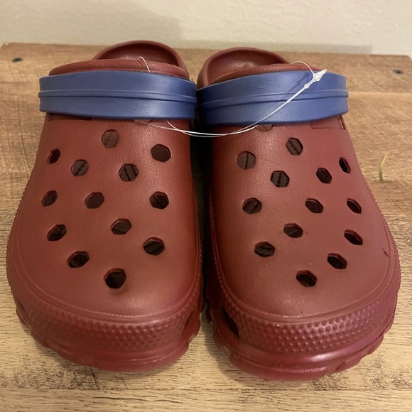 Shoes - Not your crocs / unisex size 6